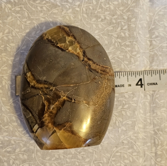 Septarian Crystal Free Form - Picture 6 of 6